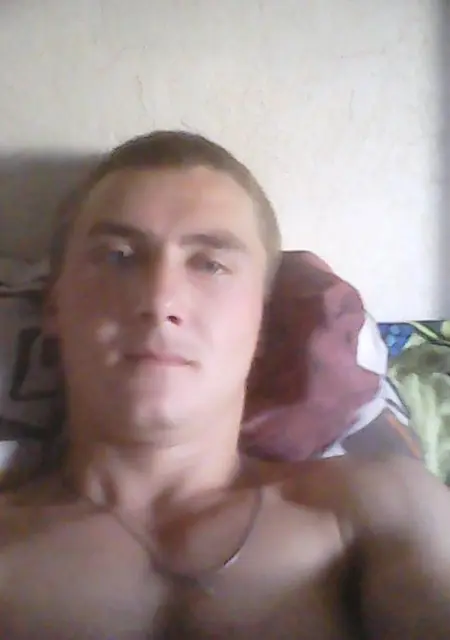 Я Николай, 29, из Краснообска, ищу знакомства без обязательств