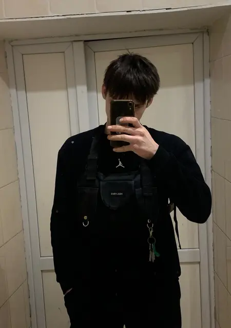 Дмитрий из Елабуги, мне 20, познакомлюсь на одну ночь