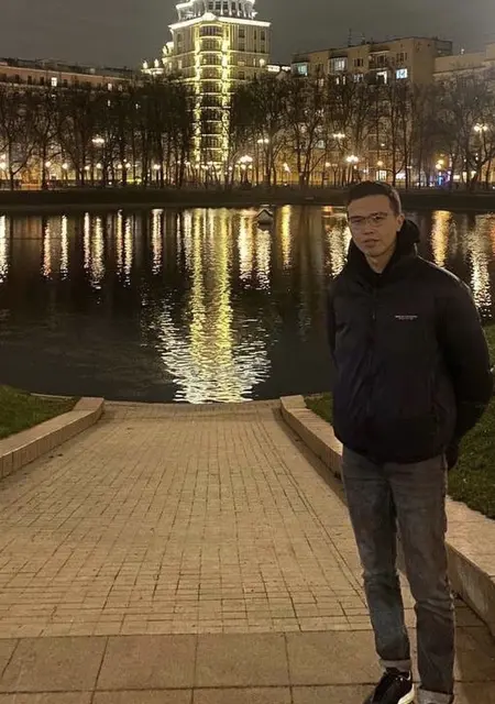 Я Алексей, 24, из Воронежа, ищу знакомство для общения