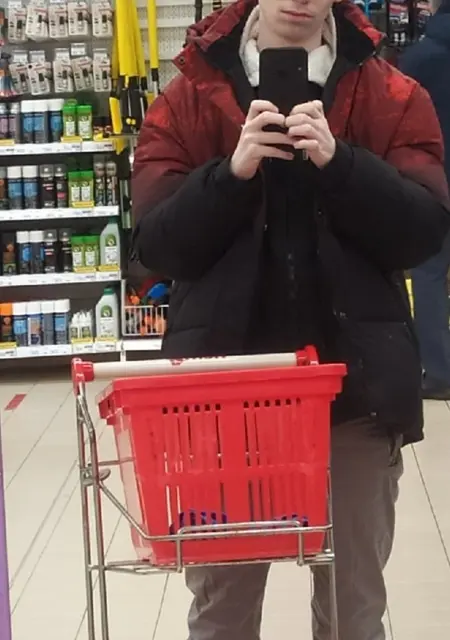 Владимир из Ижевска, мне 23, познакомлюсь для дружбы